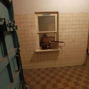podziemny szpital nowej huty 1